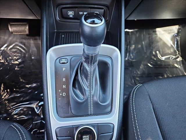 used 2025 Hyundai Venue car, priced at $20,505