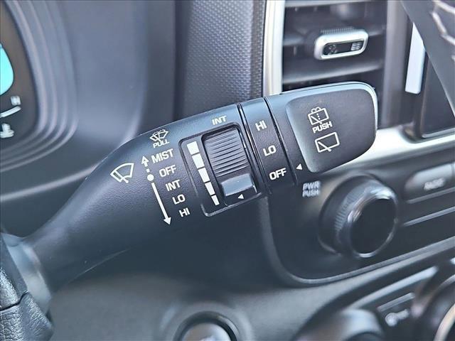 used 2025 Hyundai Venue car, priced at $20,505