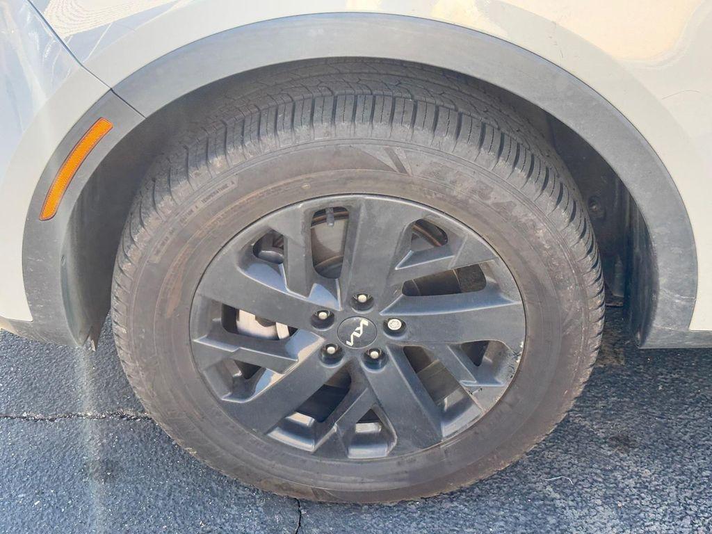 used 2022 Kia Sorento car, priced at $22,977