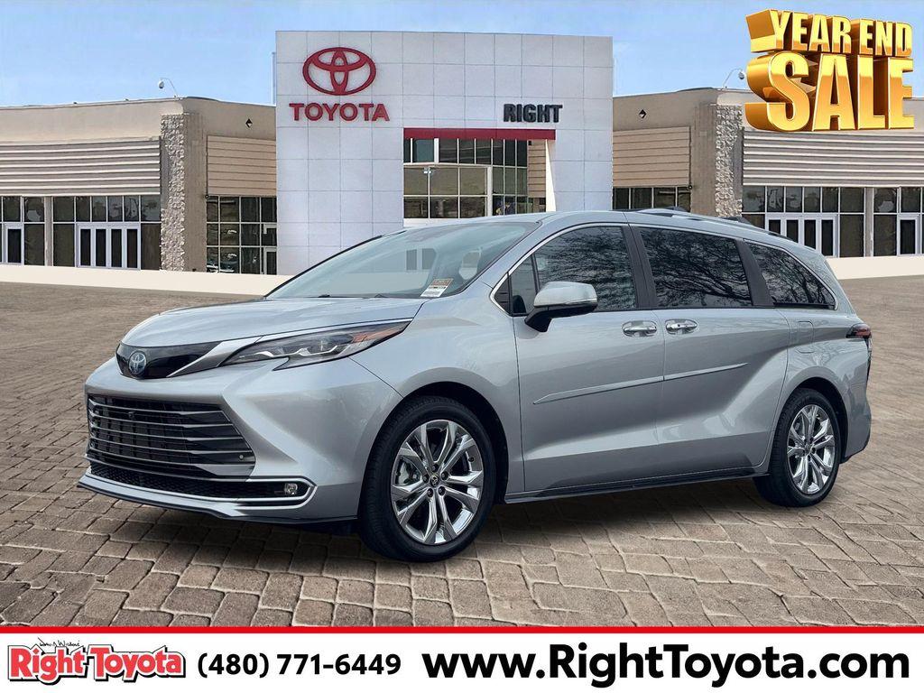 used 2022 Toyota Sienna car, priced at $38,821