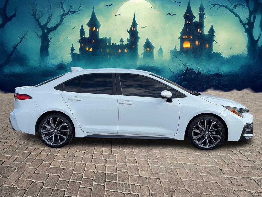 2020 Super White Toyota Corolla