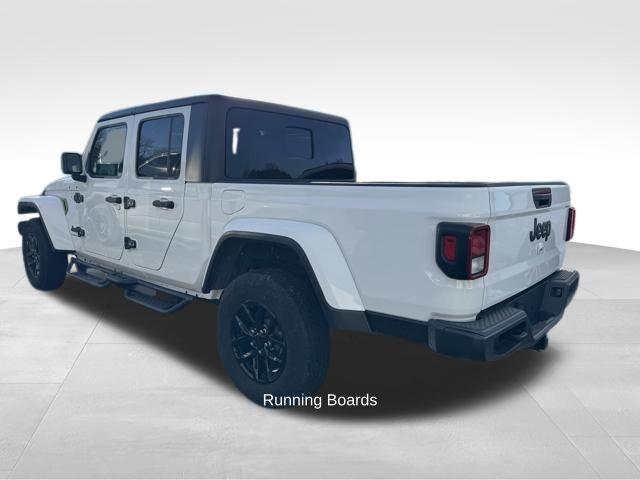 used 2022 Jeep Gladiator car, priced at $27,888