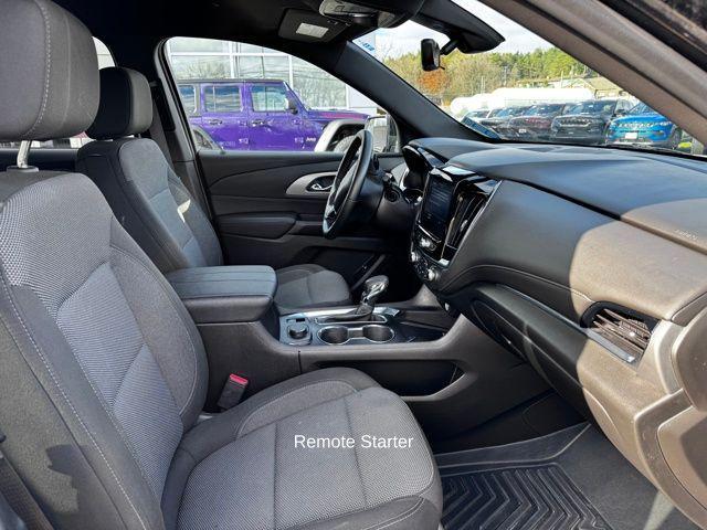 used 2023 Chevrolet Traverse car, priced at $33,988