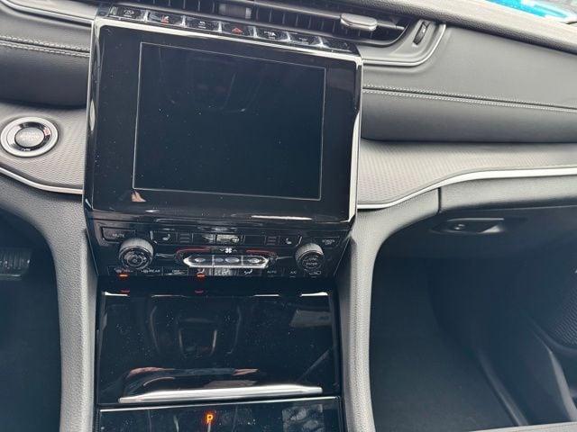 new 2025 Jeep Grand Cherokee car, priced at $42,643