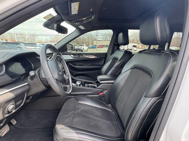 used 2023 Jeep Grand Cherokee car, priced at $34,829