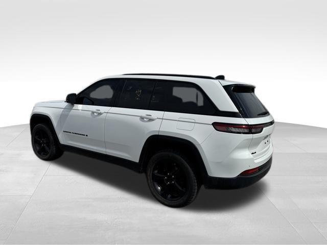 used 2023 Jeep Grand Cherokee car, priced at $34,829