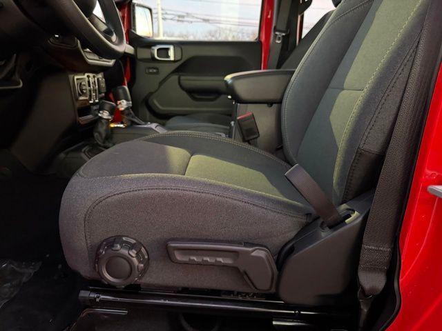 new 2026 Jeep Wrangler car, priced at $45,395