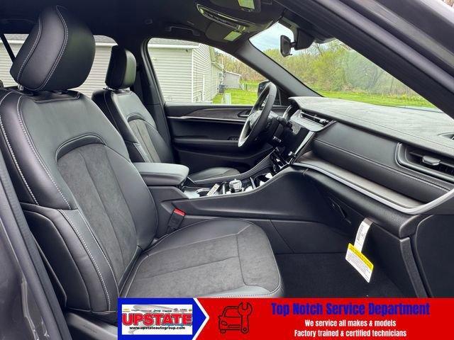 new 2026 Jeep Grand Cherokee car, priced at $46,304