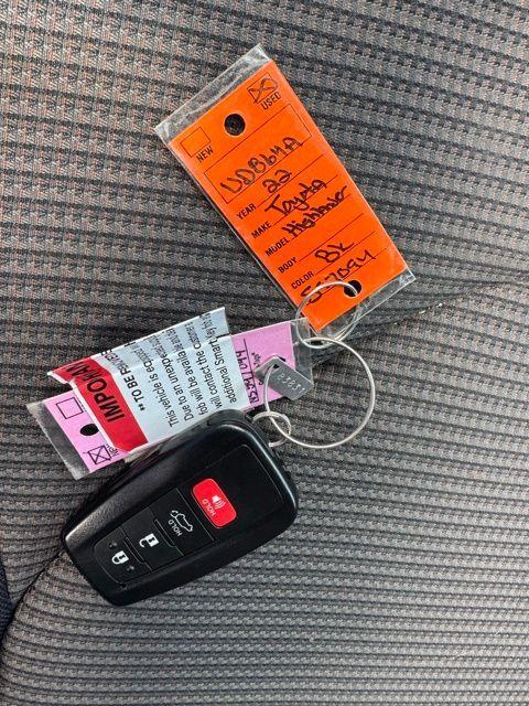 used 2022 Toyota Highlander car, priced at $29,477