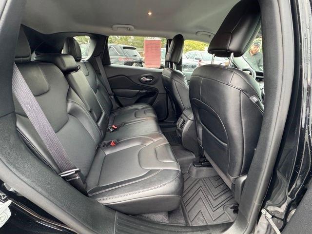 used 2023 Jeep Cherokee car, priced at $25,288