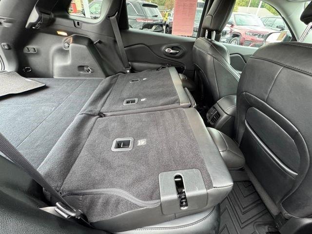 used 2023 Jeep Cherokee car, priced at $25,288