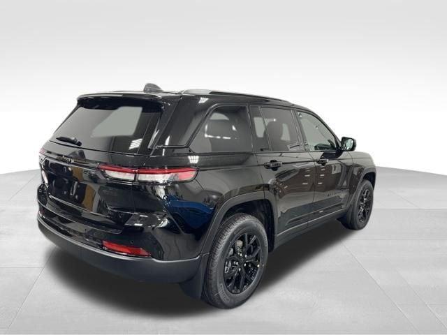 new 2025 Jeep Grand Cherokee car, priced at $44,828