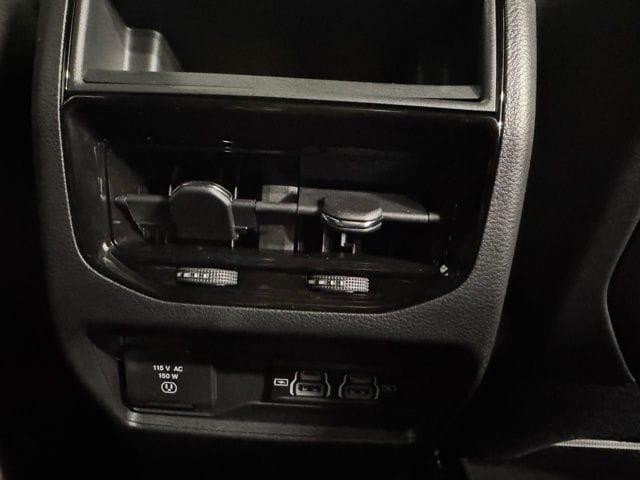 new 2025 Jeep Grand Cherokee car, priced at $44,828