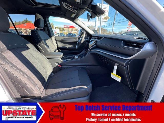 new 2025 Jeep Grand Cherokee car, priced at $39,519