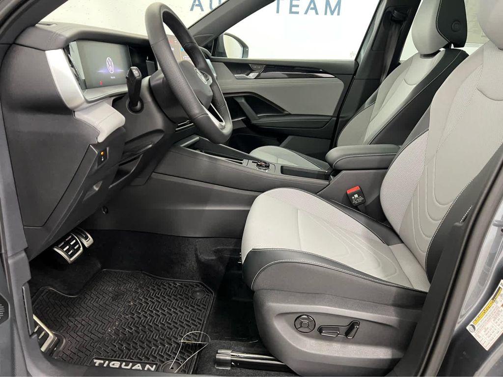 new 2026 Volkswagen Tiguan car, priced at $39,304