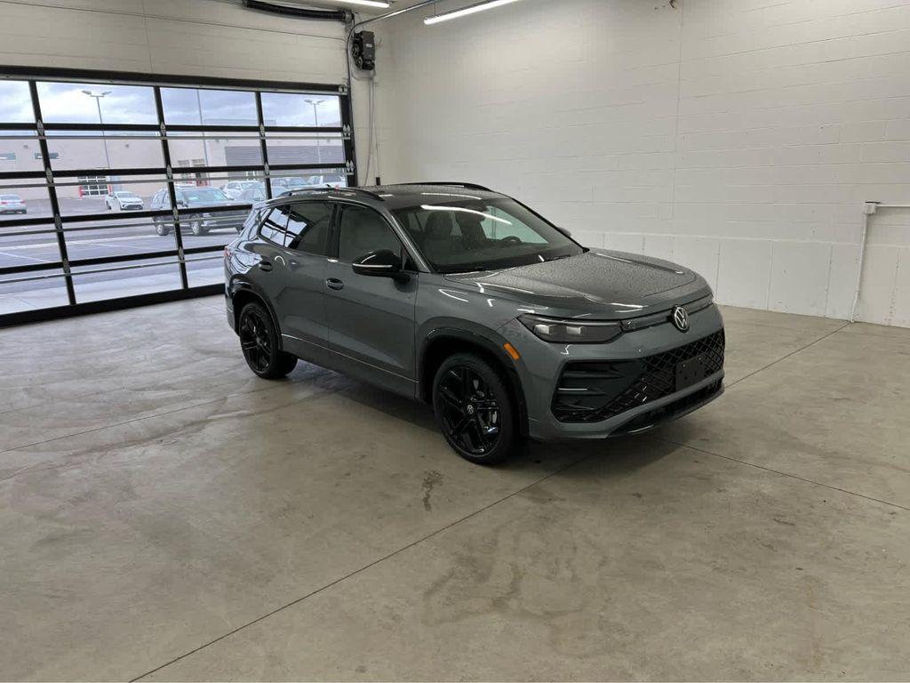 new 2026 Volkswagen Tiguan car, priced at $39,304