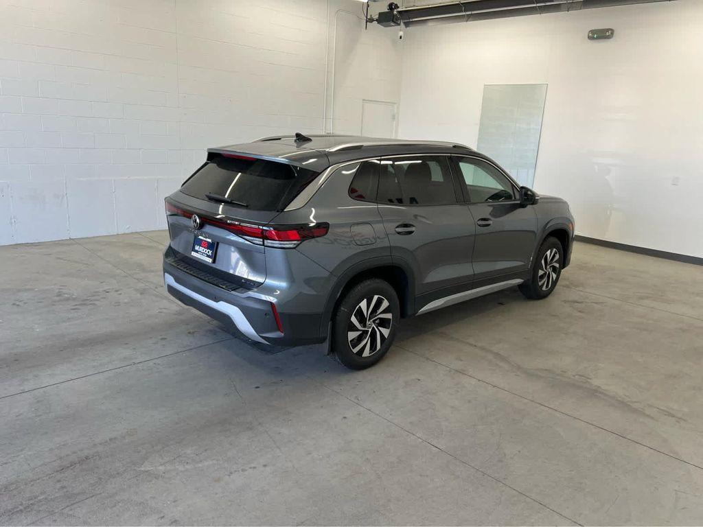new 2026 Volkswagen Tiguan car, priced at $33,492