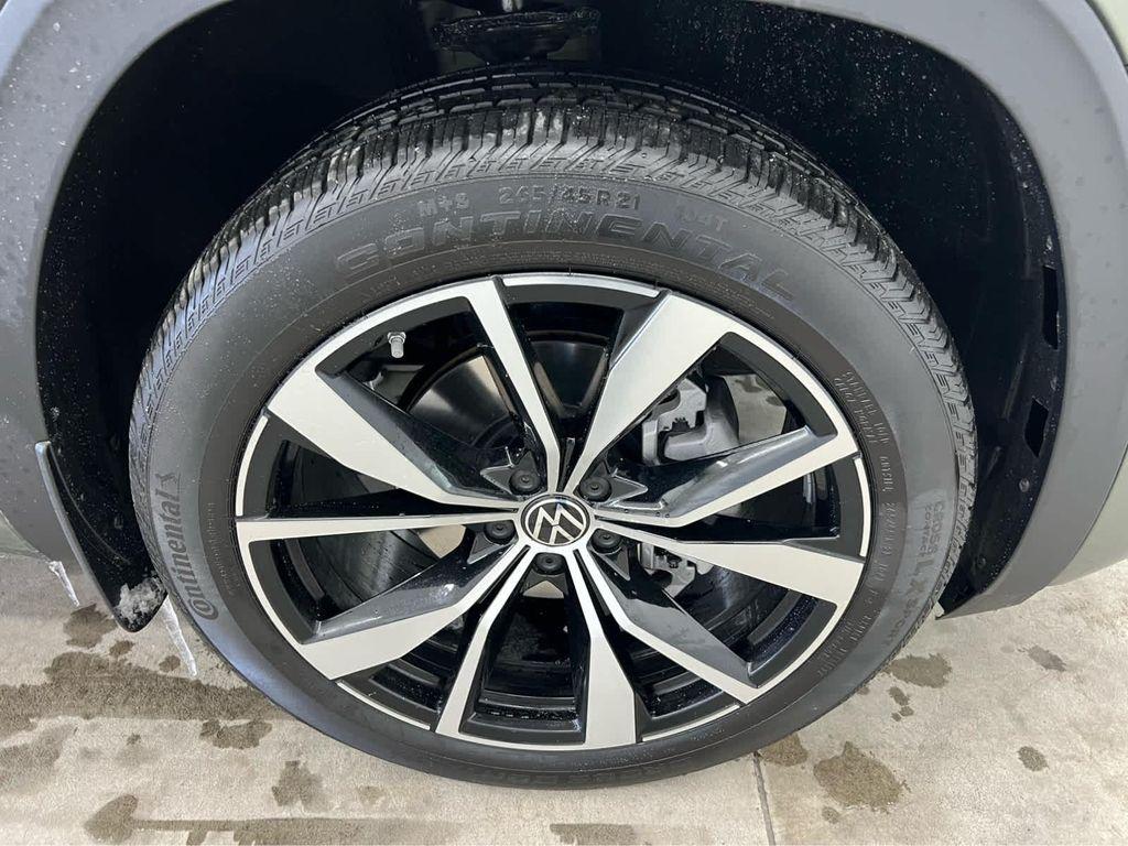 new 2026 Volkswagen Atlas Cross Sport car, priced at $54,758