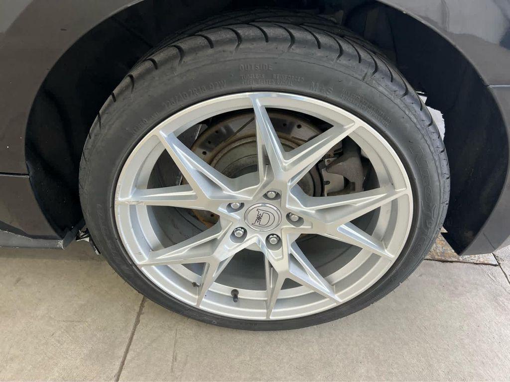 used 2015 Ford Mustang car