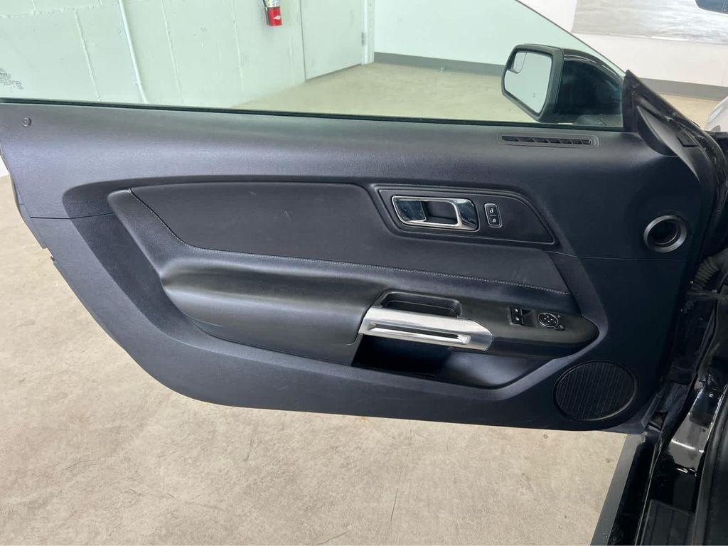 used 2015 Ford Mustang car
