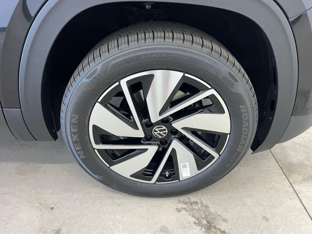 new 2026 Volkswagen Atlas car, priced at $47,780