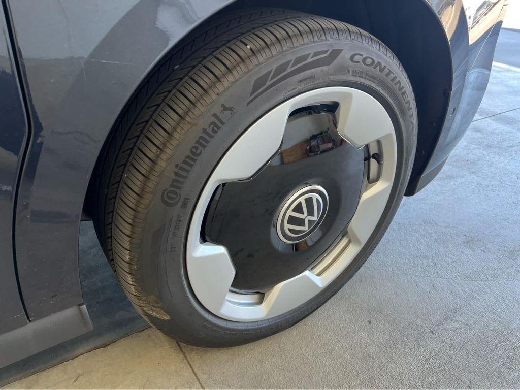 new 2025 Volkswagen ID. Buzz car, priced at $71,092