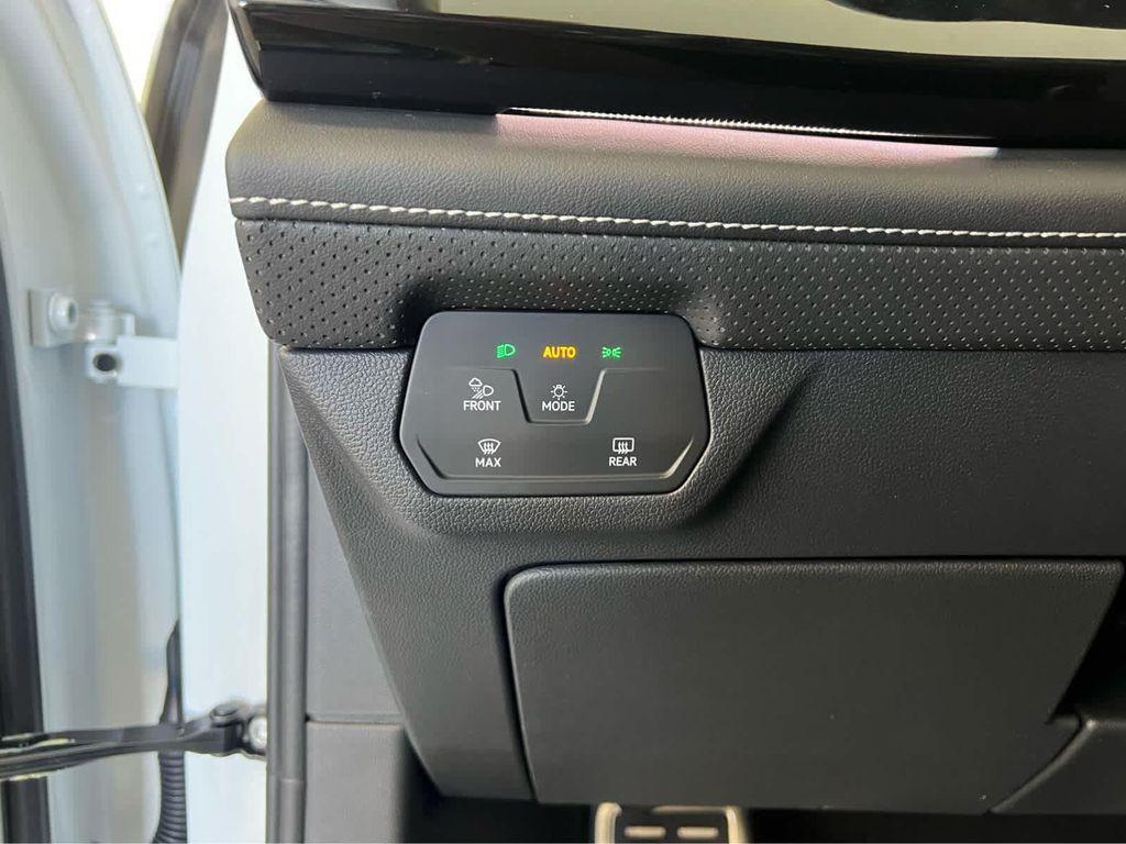 new 2026 Volkswagen Atlas car, priced at $55,201