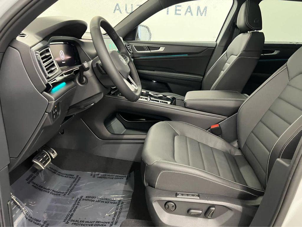 new 2026 Volkswagen Atlas Cross Sport car, priced at $52,264