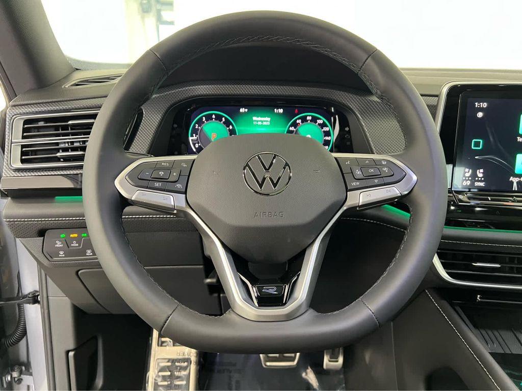 new 2026 Volkswagen Atlas Cross Sport car, priced at $55,001