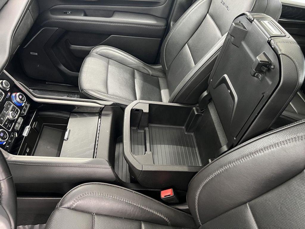 used 2023 GMC Yukon XL car, priced at $59,005