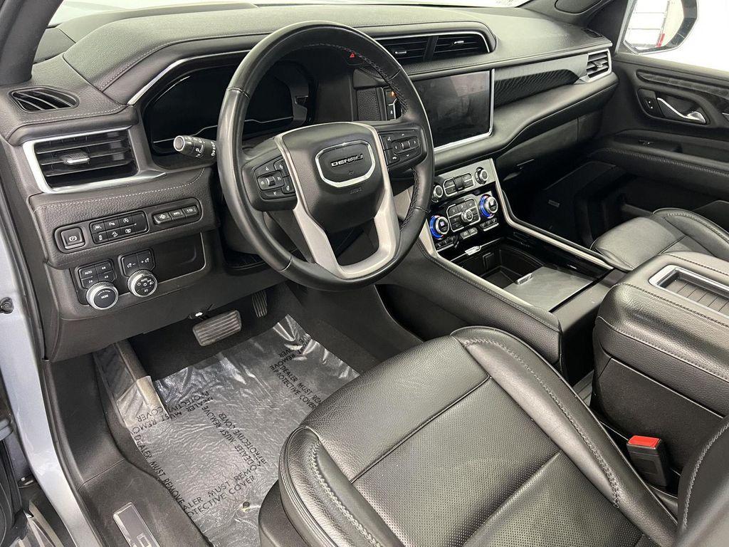 used 2023 GMC Yukon XL car, priced at $59,005
