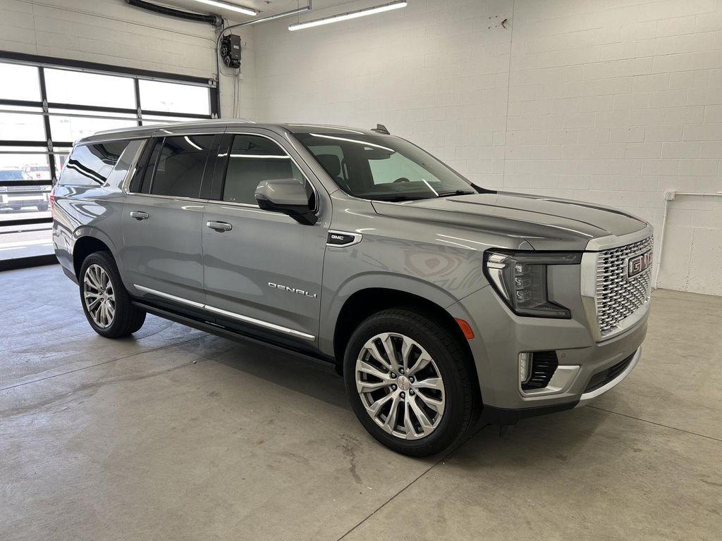 used 2023 GMC Yukon XL car, priced at $59,005