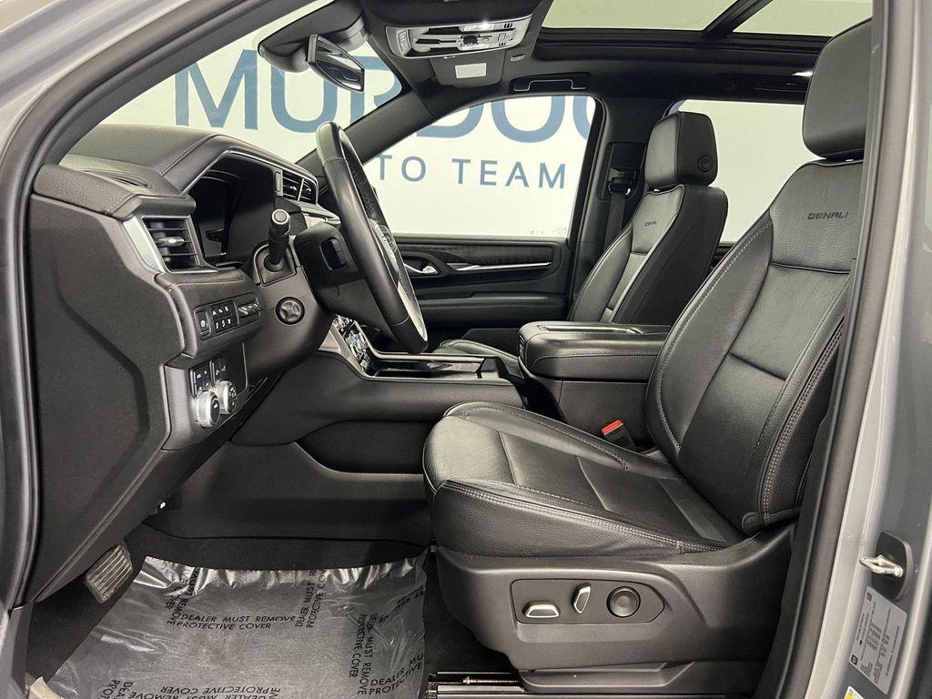 used 2023 GMC Yukon XL car, priced at $59,005
