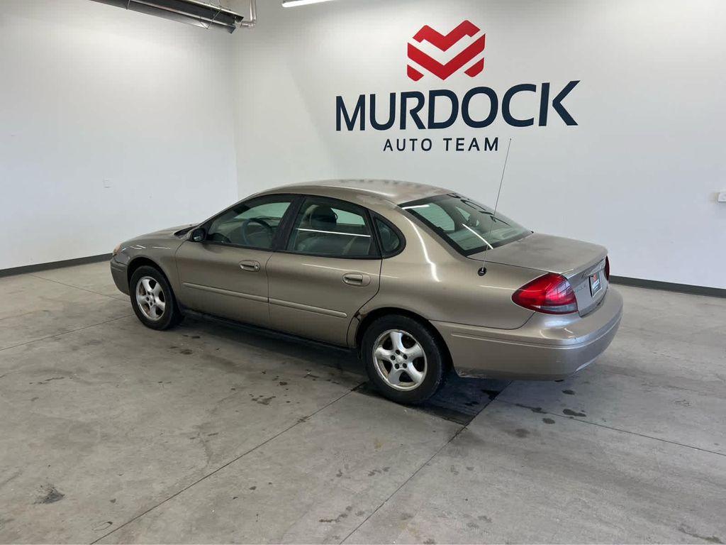 used 2004 Ford Taurus car, priced at $2,499