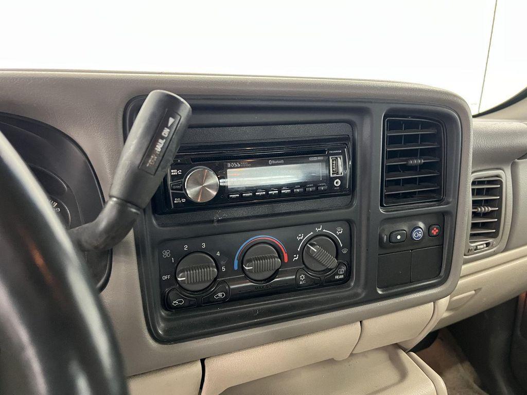 used 2001 Chevrolet Suburban car, priced at $4,997