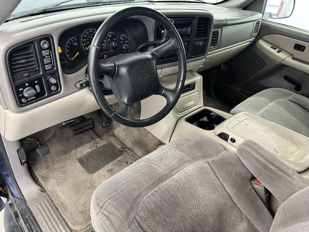 used 2001 Chevrolet Suburban car, priced at $4,997