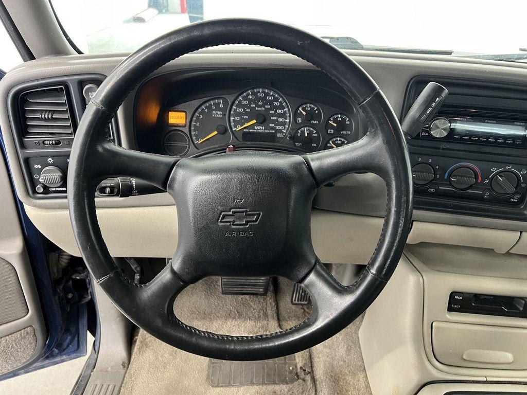 used 2001 Chevrolet Suburban car, priced at $4,997
