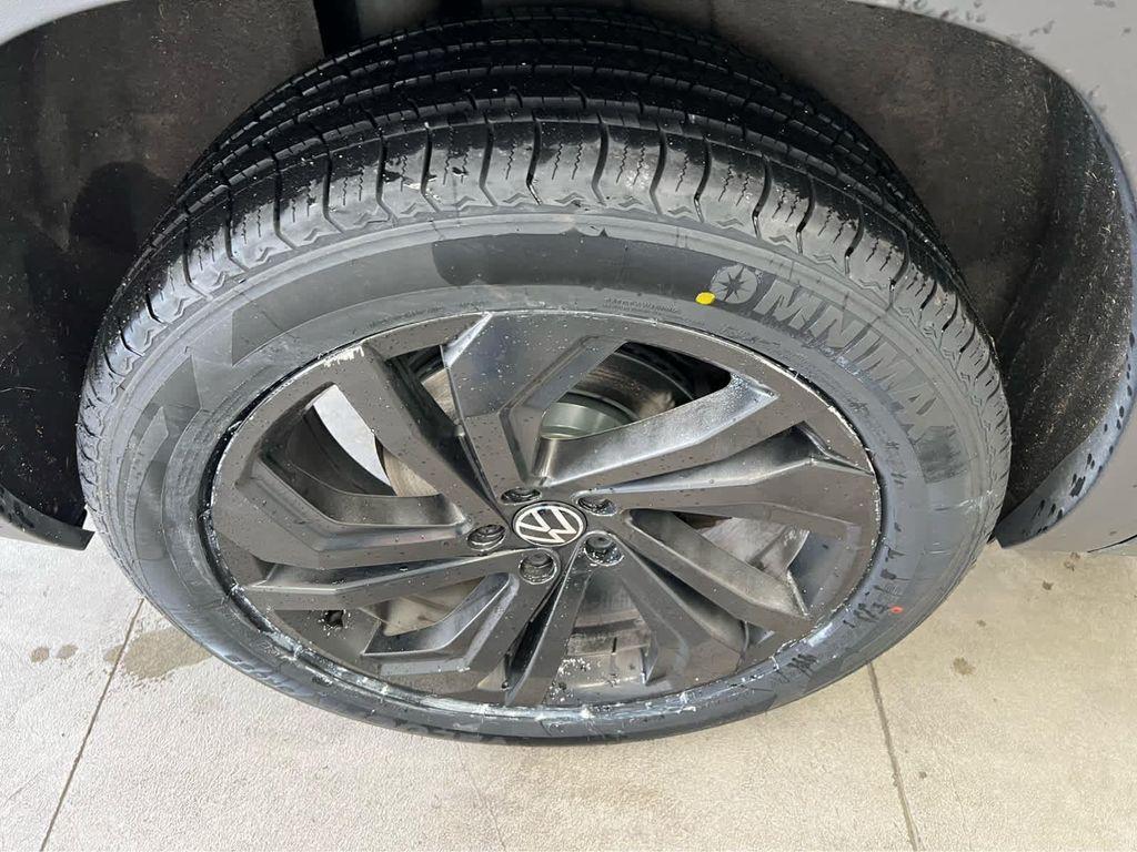 used 2021 Volkswagen Atlas car, priced at $18,009