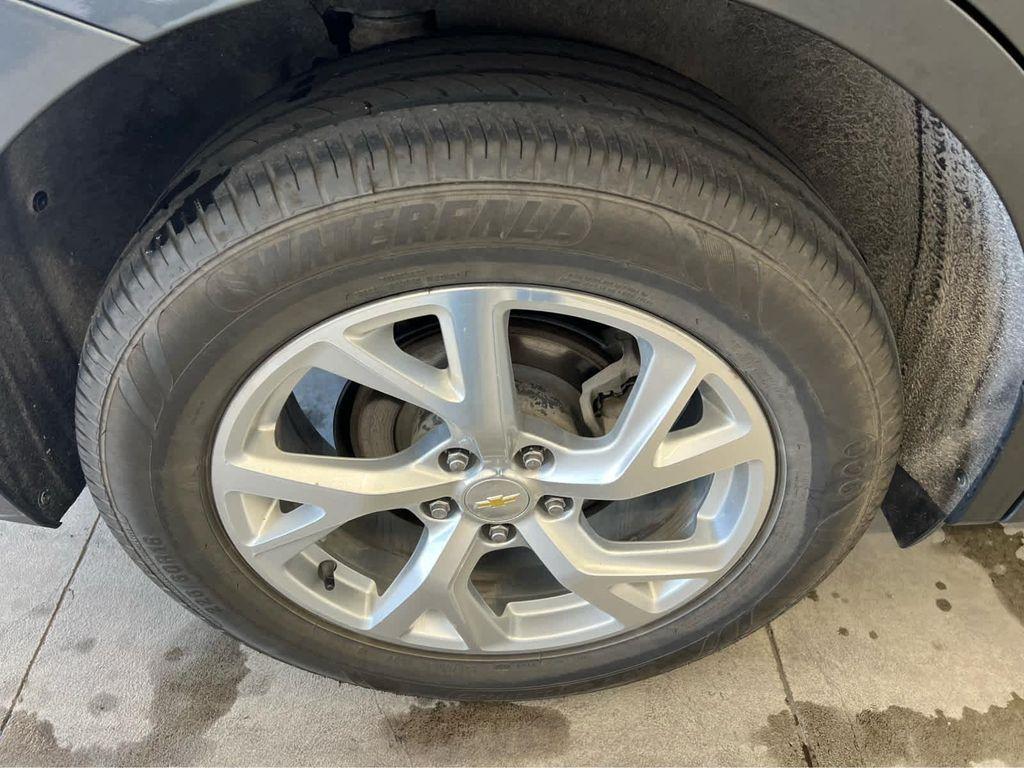 used 2020 Chevrolet Equinox car, priced at $10,999