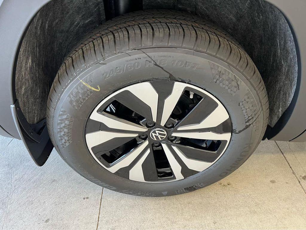 new 2026 Volkswagen Atlas car, priced at $42,504