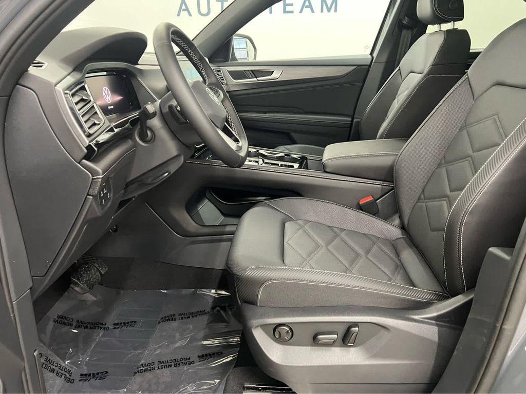 new 2026 Volkswagen Atlas Cross Sport car, priced at $48,119