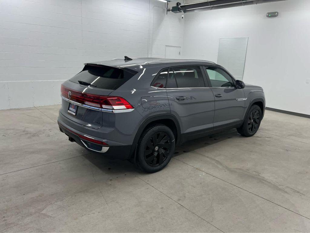 new 2026 Volkswagen Atlas Cross Sport car, priced at $48,119