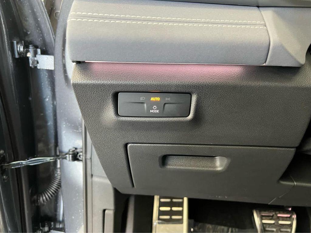 new 2026 Volkswagen Tiguan car, priced at $39,807