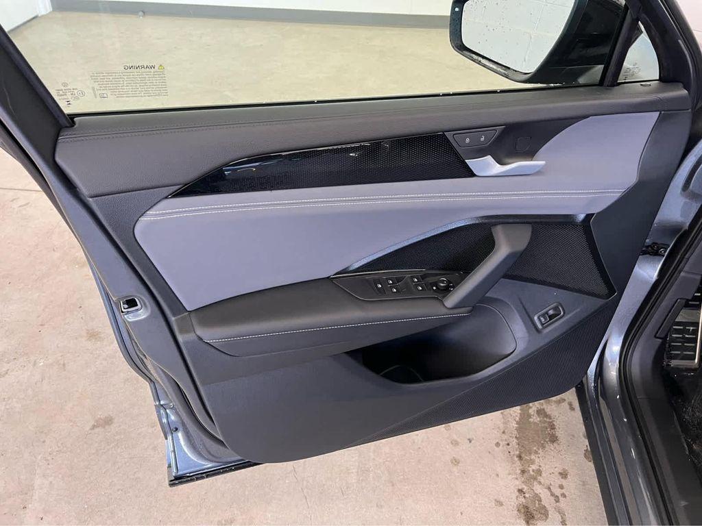 new 2026 Volkswagen Tiguan car, priced at $39,807