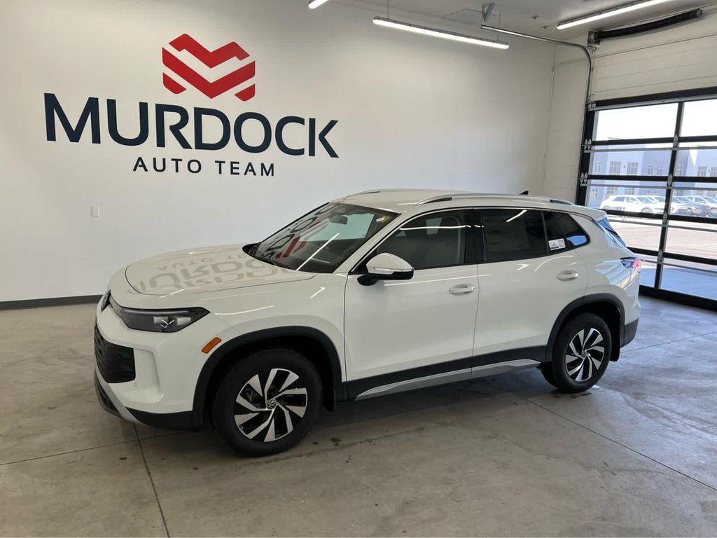 new 2026 Volkswagen Tiguan car, priced at $33,492