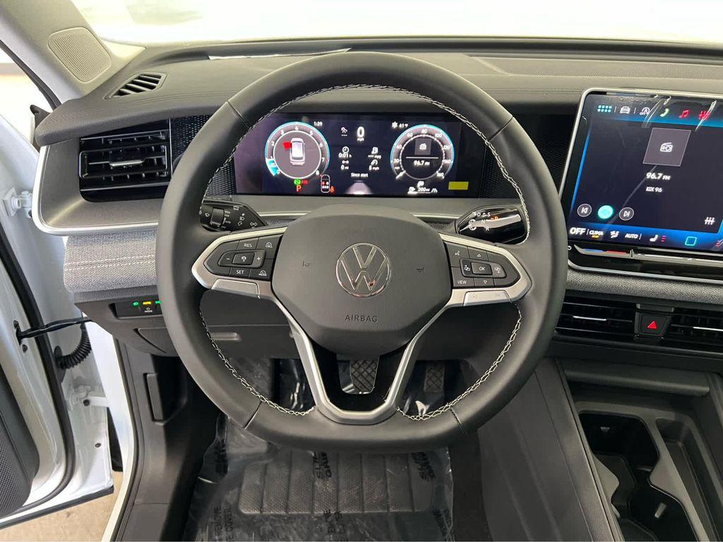 new 2026 Volkswagen Tiguan car, priced at $33,492