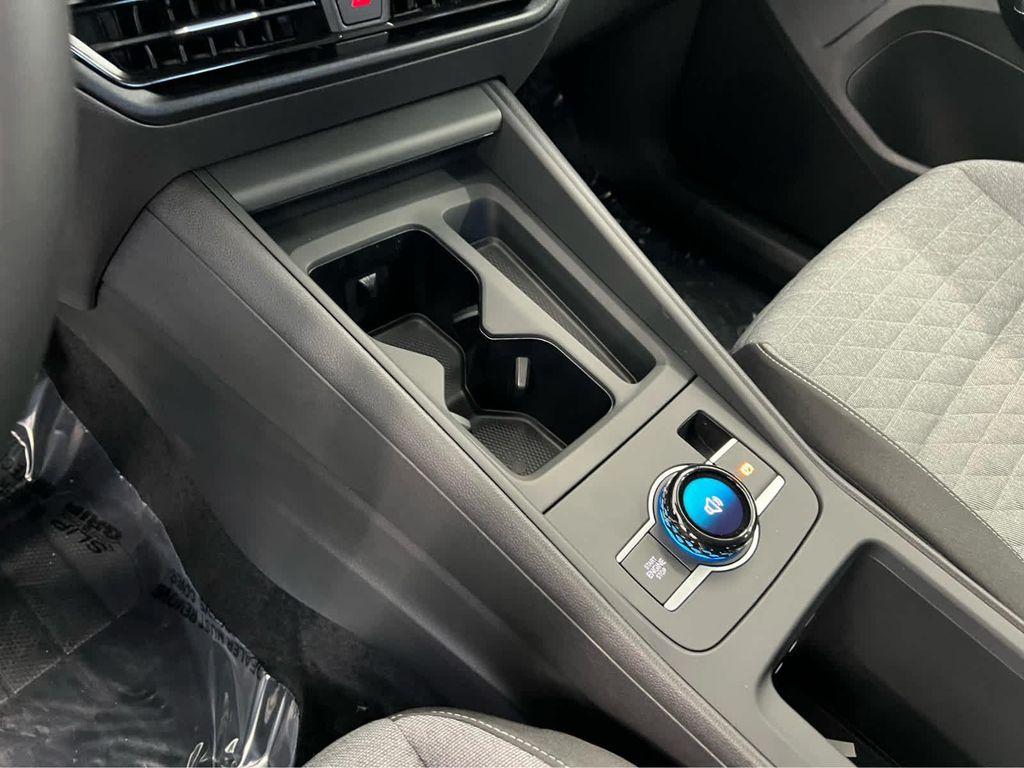 new 2026 Volkswagen Tiguan car, priced at $33,492