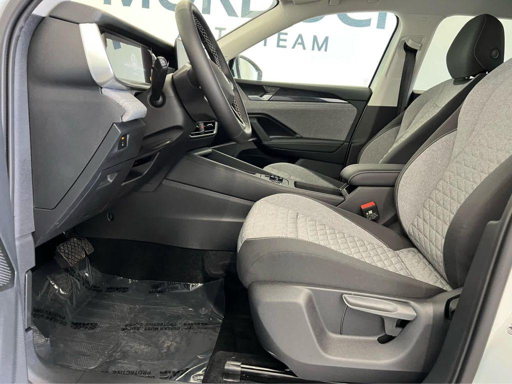 new 2026 Volkswagen Tiguan car, priced at $33,492