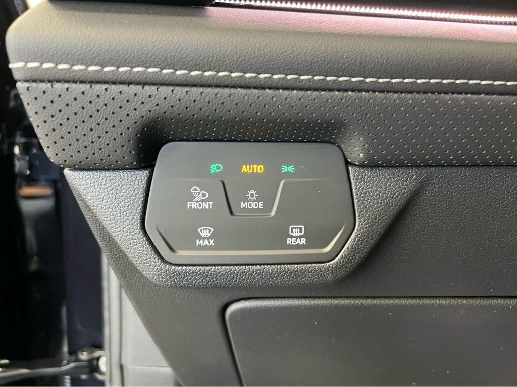 new 2026 Volkswagen Atlas Cross Sport car, priced at $54,978