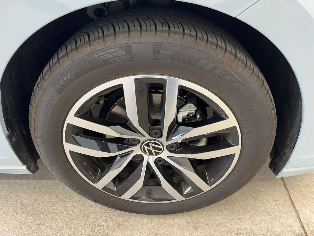 used 2025 Volkswagen Jetta car, priced at $23,622